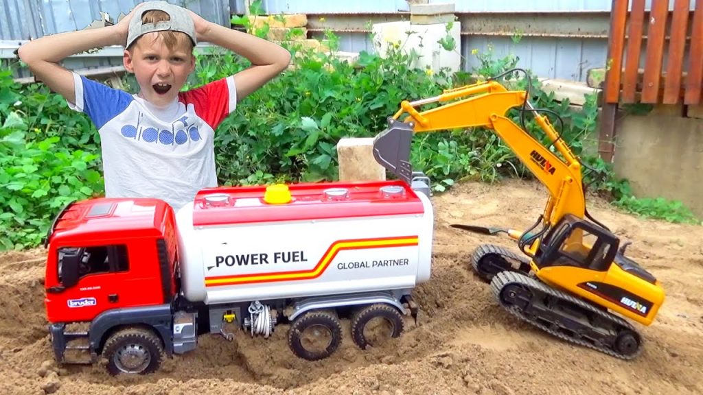 Excavator, Truck, Bulldozer and Tractor Power Wheels- Construction Vehicles Funny video for kids