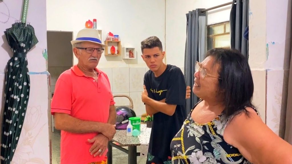 O Que Será Que Elas Conversam Tanto? #Comédia #humor #internet 🤣🤣