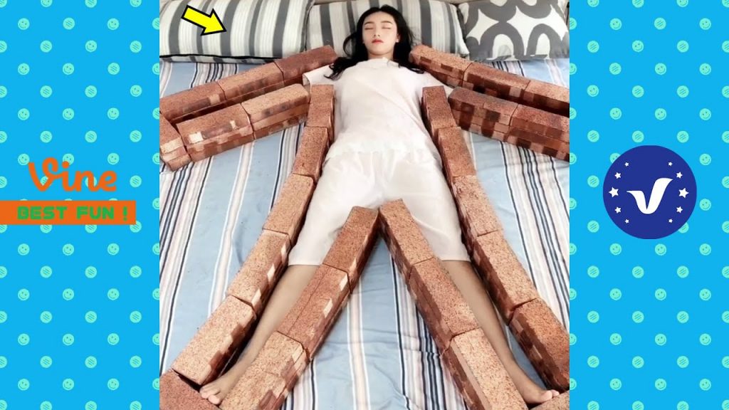 AWW TOP FUNNY Videos 2022 ● NEW People doing funny things Part 9