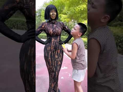 Sculpture​ Bronze man Funny  , Street Art Funny ,part 2285