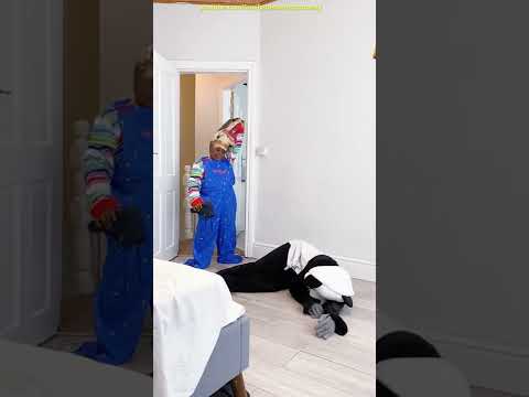 CHUCKY PRANK DANCING MONSTER GIANT COBRA SNAKE in bedroom funny video short Comedy Real Life Zombie