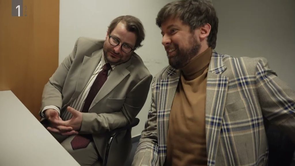 AGENCIJA ZA SOSEDE (HUMOR) – V PETEK ZVEČER