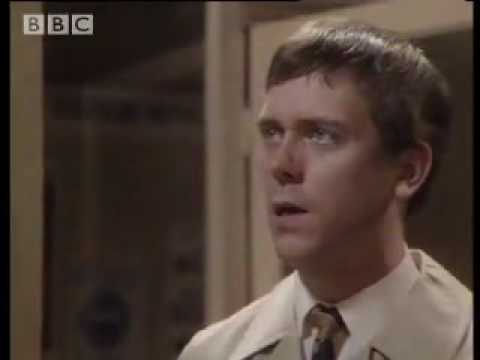 Funny Hugh Laurie & Stephen Fry comedy sketch! ‘Your name, sir?’ – BBC