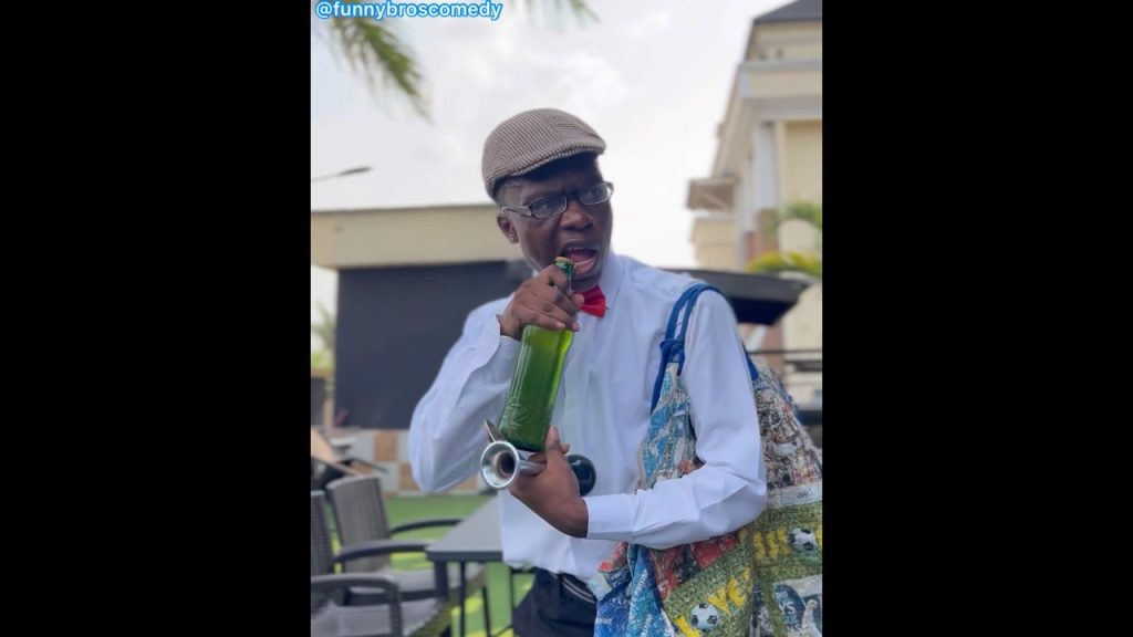 Funnybros the waiter 🤣🤣🤣🤣