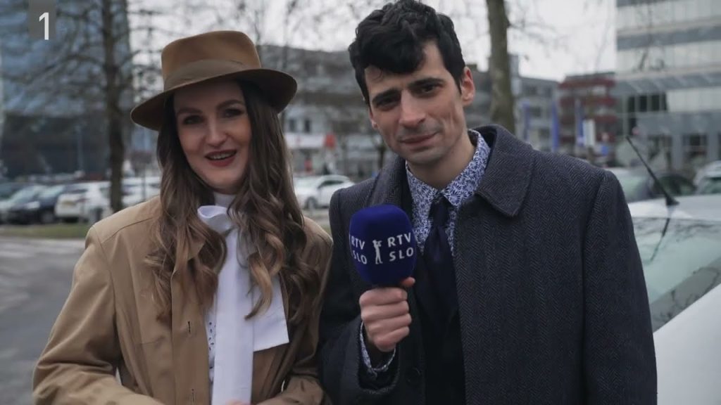 AVTO ARHEOLOGI (HUMOR) – V PETEK ZVEČER