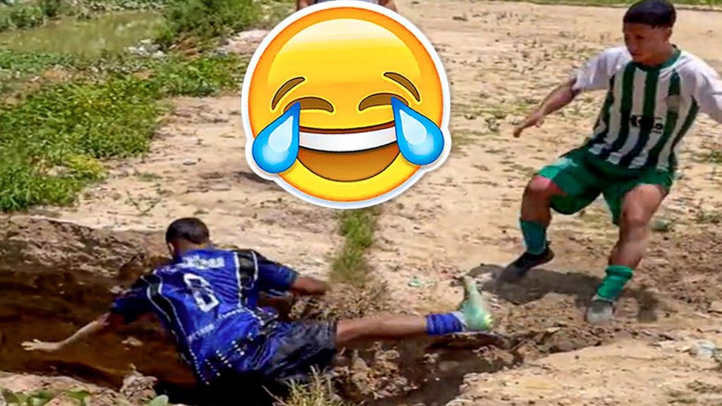 FUNNY SOCCER FOOTBALL VIDEOS 🤣 CRAZY SKILLS, GOALS, FAILS, MEMES & MORE