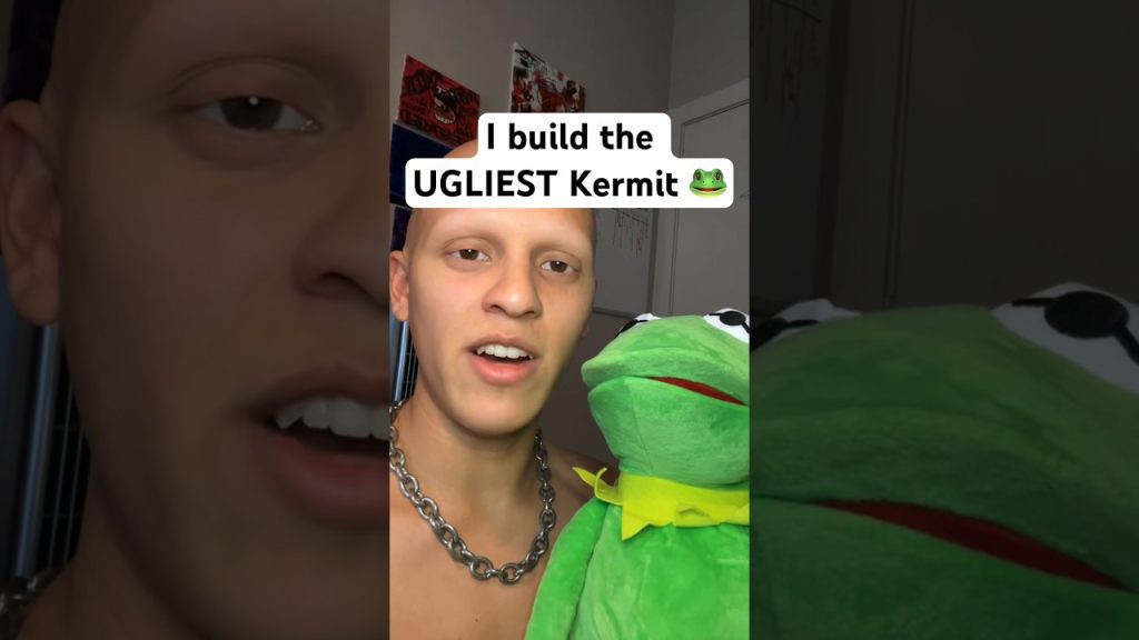 Play-doh Kermit is hot #comedy #funny #kermit #toys