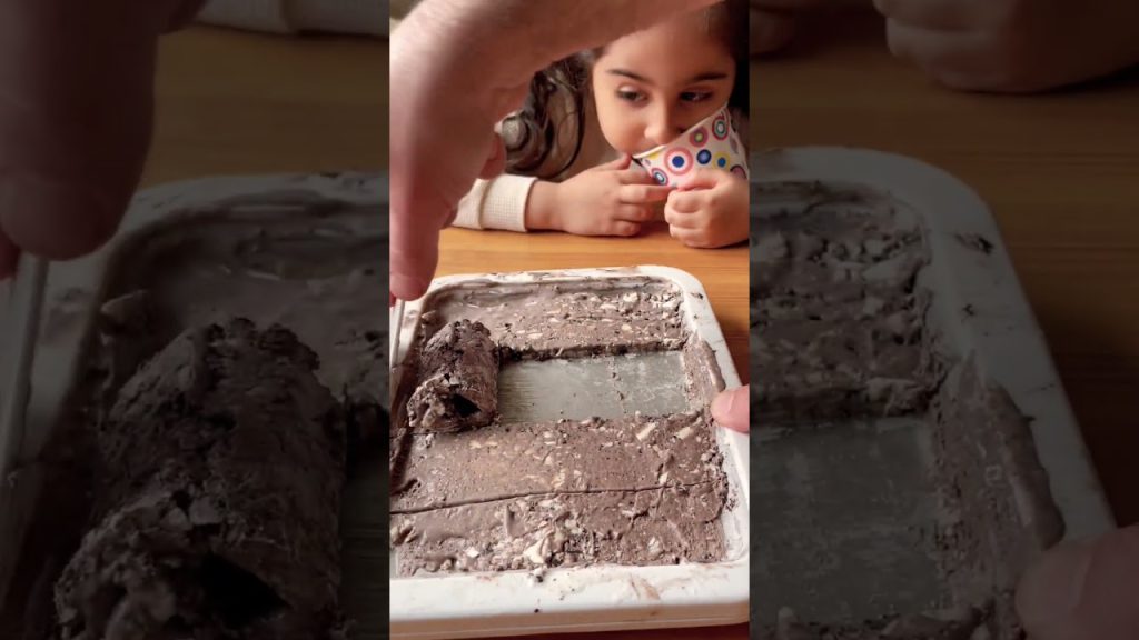 عملنا ايسكريم بدون فريزر معقول زبطت😱 #food #recipe #shorts