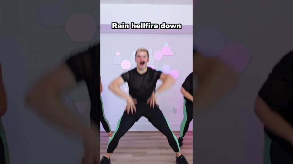 Fitness instructor loses it on livestream