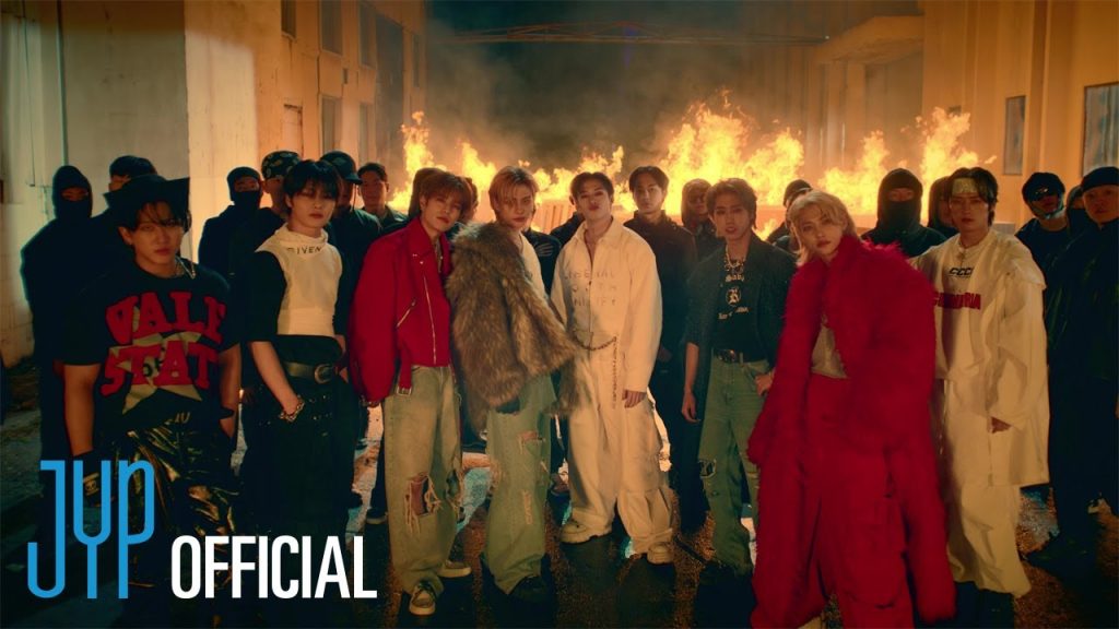 Stray Kids “TOPLINE (Feat. Tiger JK)” Video