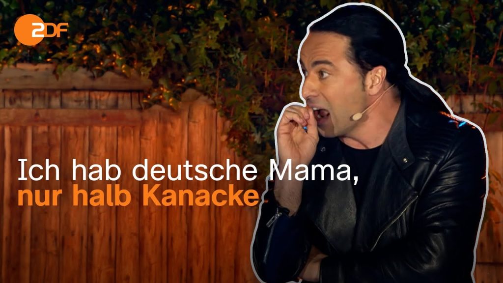 Bülent Ceylan: Manchmal muss ich auch auf Kissen unterschreiben I Comedy Sommer