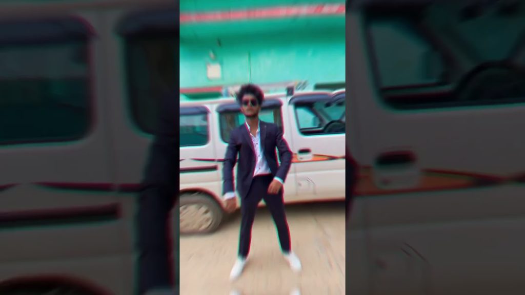 कितना भी बड़ा आदमी बन जाओ 😂😂#comedy #realfools #surajroxfunnyvibeo #song #maa