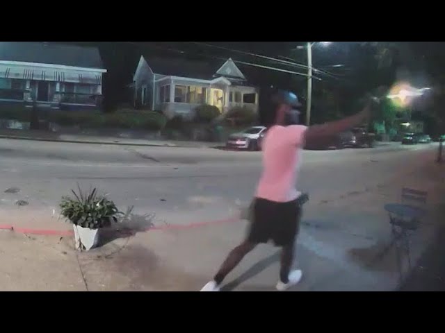 Armed man shoots into Atlanta business | FOX 5 News