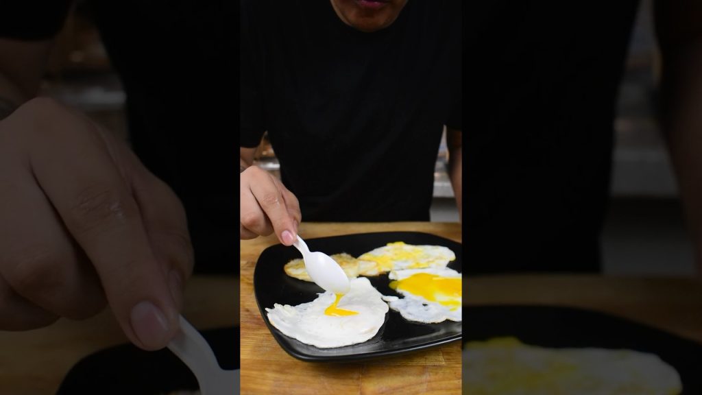 How’s eggs need to look like 👀👀 #egg #food #recipe