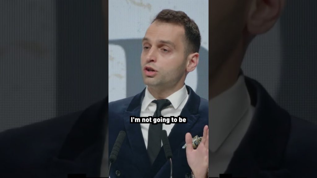 Pulling a Hamas joke in front of 2,000 people… #shorts #comedy