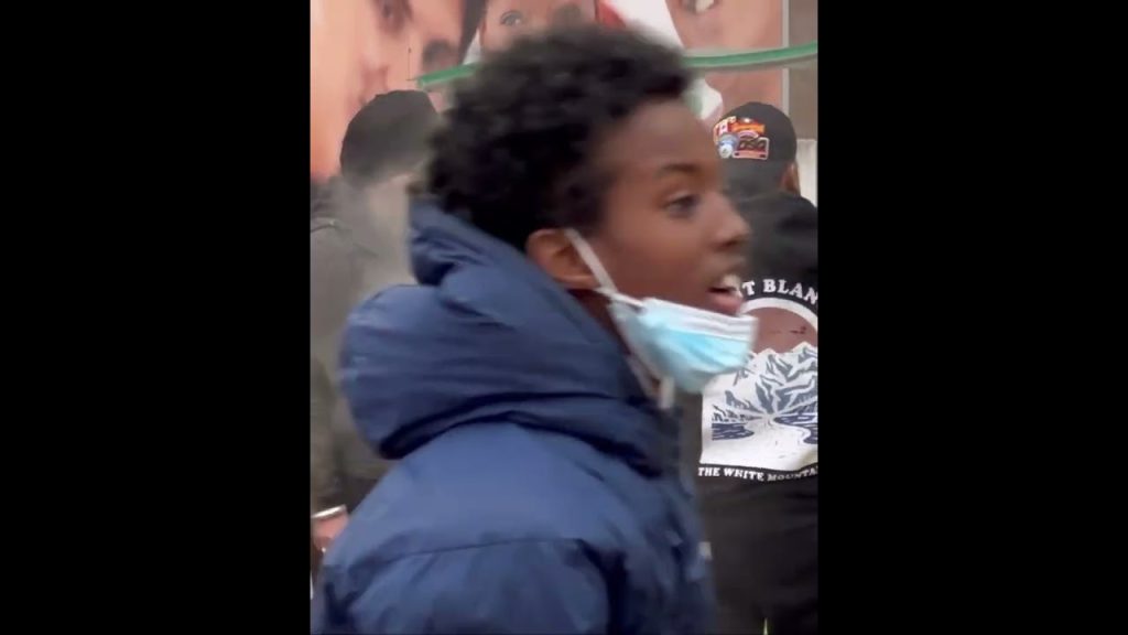 Sharing is not caring😁 #funny #comedy #shortvideo #ytshorts