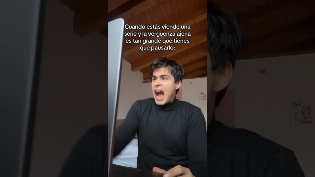 ME PASA AMENUDO EN PELICULAS 😵💫😬#humor #raptorgamer