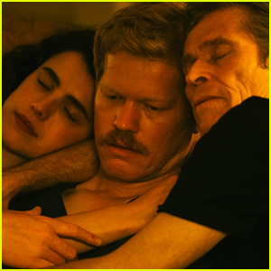 Emma Stone & Yorgos Lanthimos’ Latest Collaboration ‘Kinds of Kindness’ Gets Debut Trailer – Watch Now!