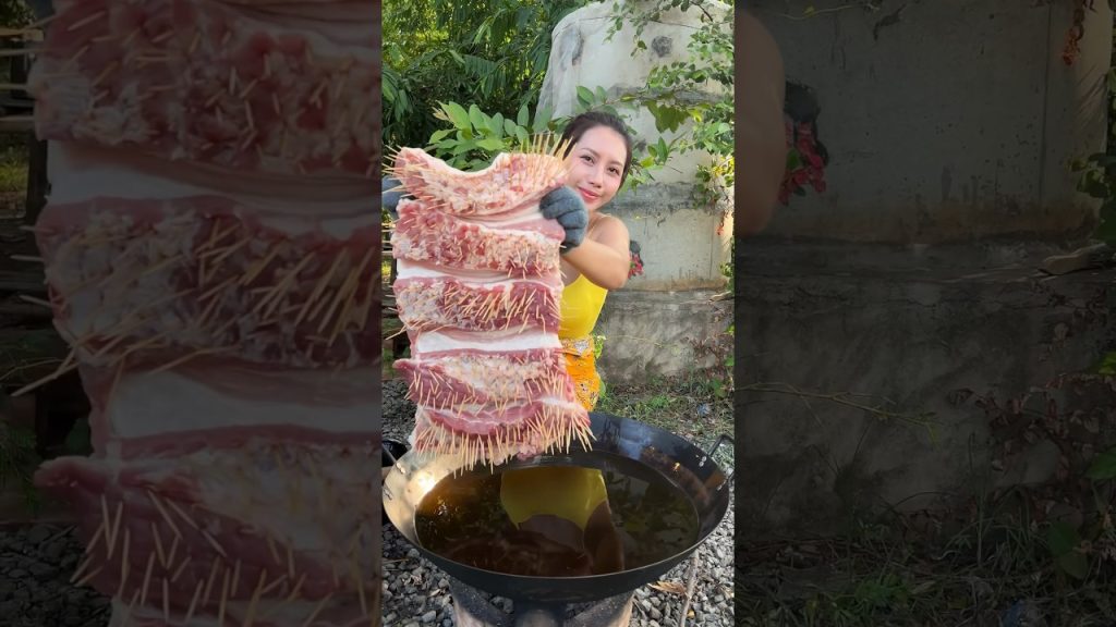 Pork crispy cook and eat #cooking #shortvideo #food #recipe #cookingtv #shorts