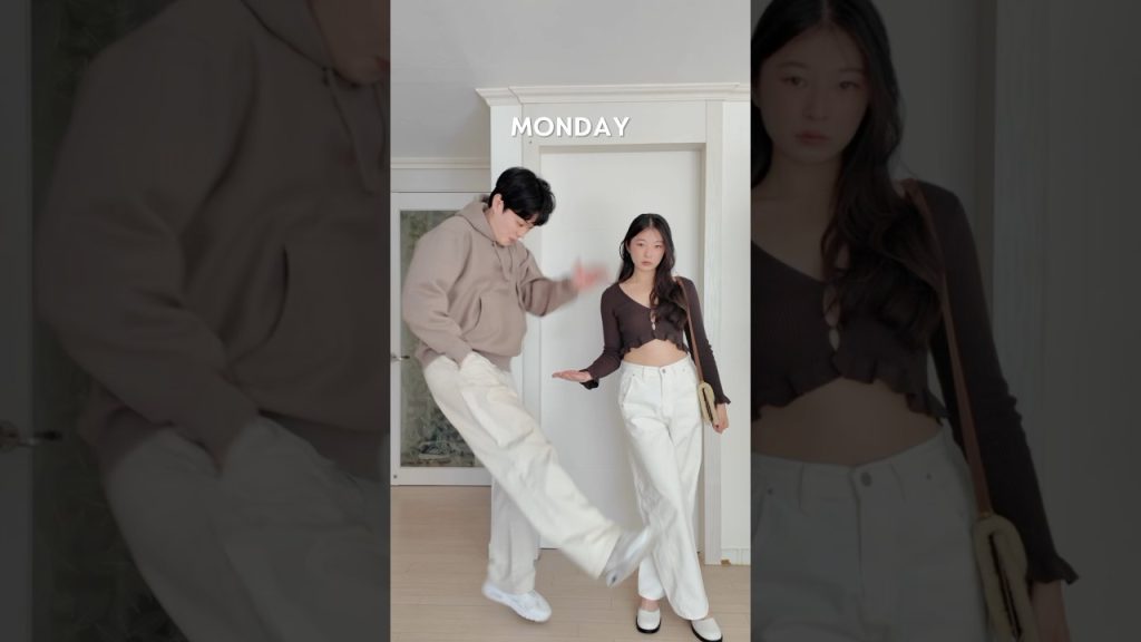 This trend ended pretty quickly… #couple #outfit #funny