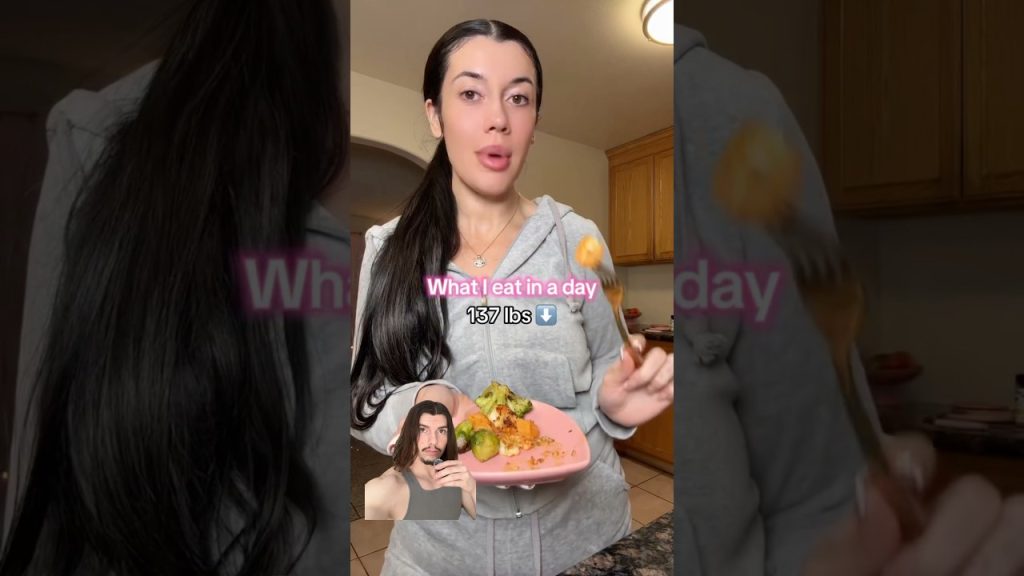 She LOST 137 Pounds on this diet?!?! (Fat Loss Coach reacts) #fitness