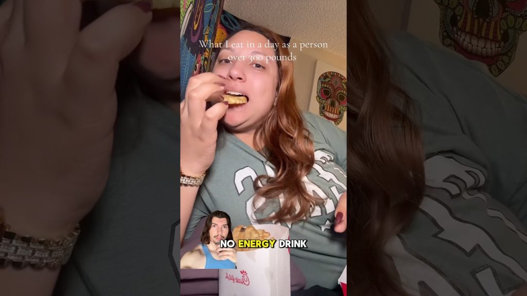 What a 300+ POUND Girl EATS! (Fat Loss Coach Reacts) #fitness