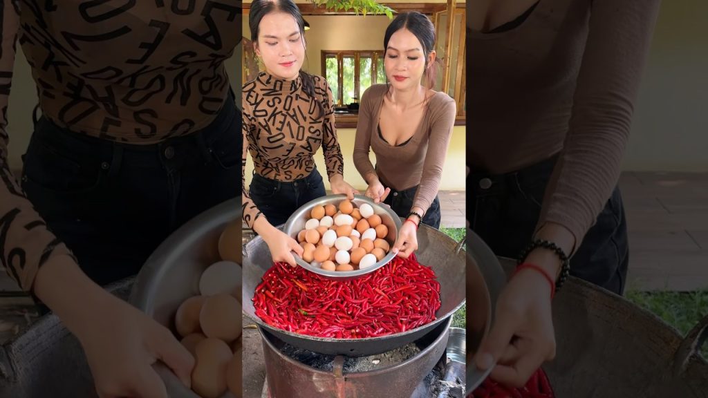 How to cook egg with chili recipe #shorts #shortvideo #cooking #food #recipe