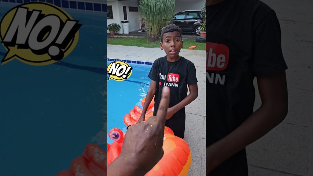 I want to swim in the pool😭😭😭#funny #comedy #funnyvideo #pool #humor #fun