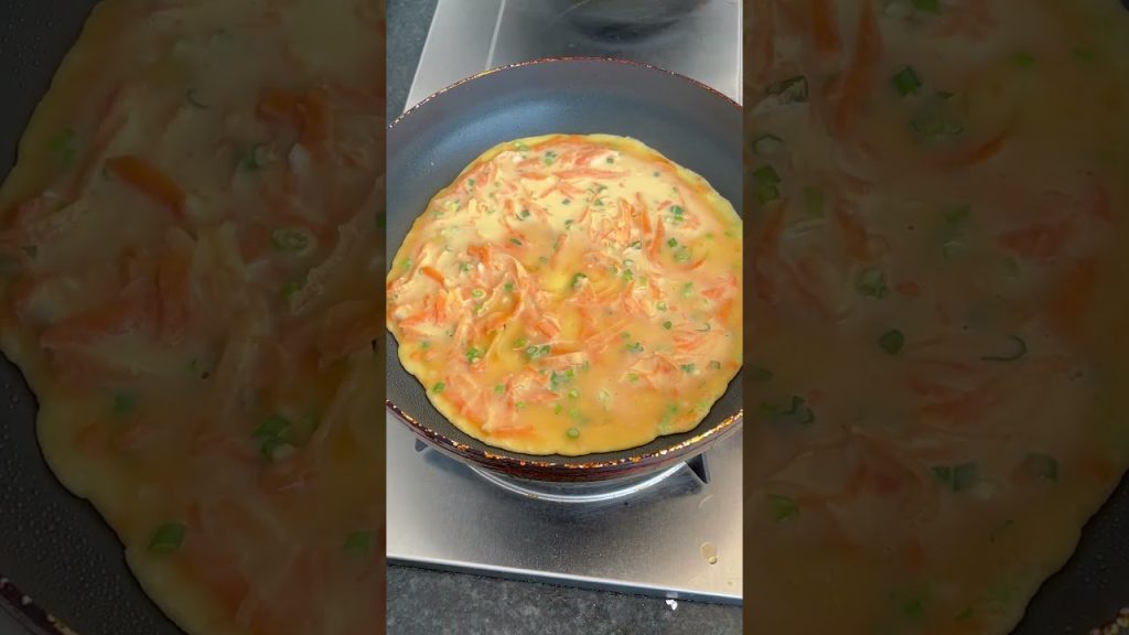 Homemade Vegetable and Egg Pizza #breakfastfood #heathybreakfast #cooking #food #recipe