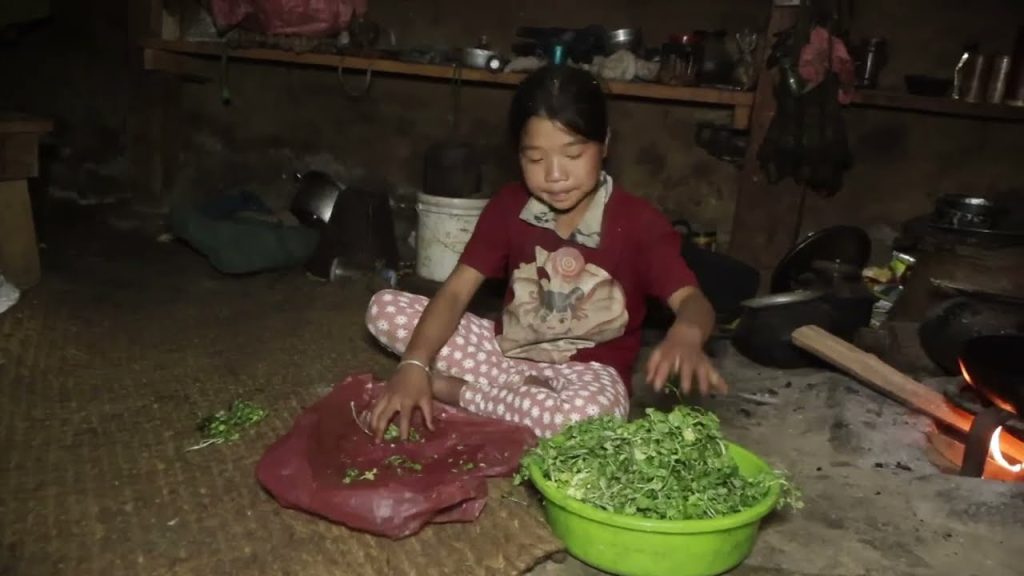 Green curry food recipe || Village life