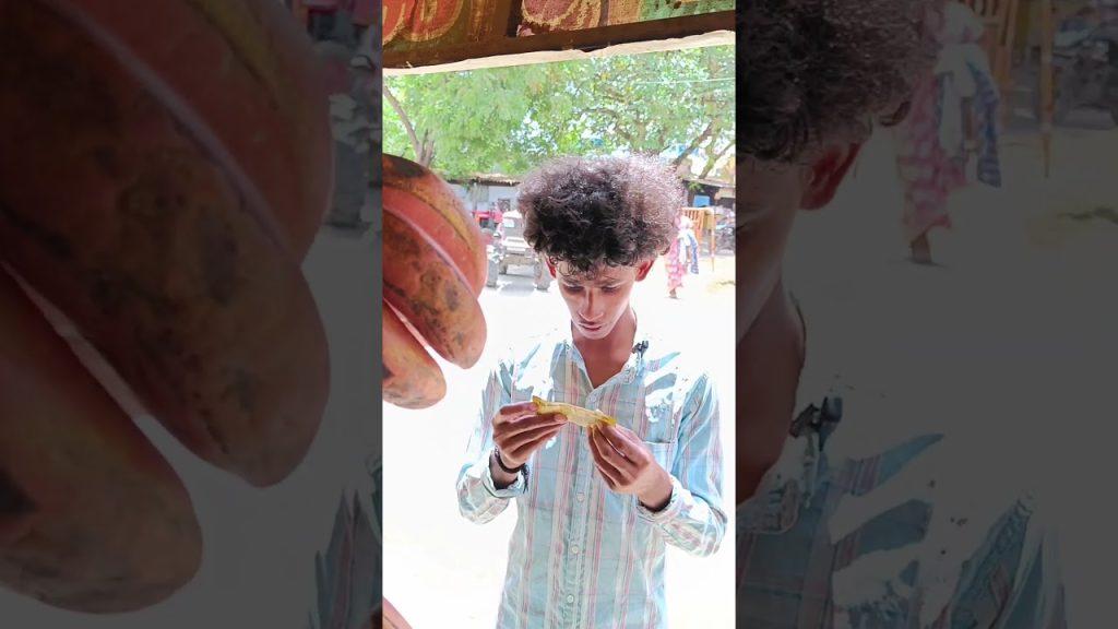 வாழைப்பழம் 🤣#funnyvideo#tamilbestcomedy #funnyvideos#viralshort #funny#comedy#trendingshorts#trend