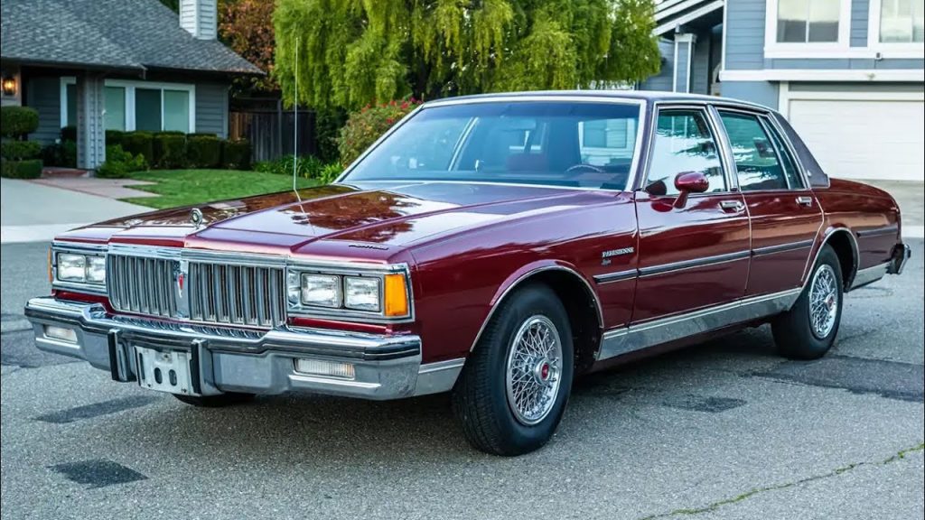 Automotive Mistakes: Pontiac Eliminates & Reintroduces Full-Size RWD Cars – The Parisienne