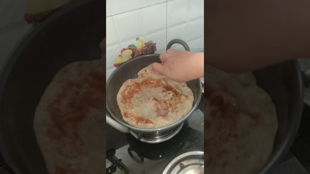 #streetfood #food #recipe #paratha #kitchenhacks #kitchentips #experiment #secrethacks #viral