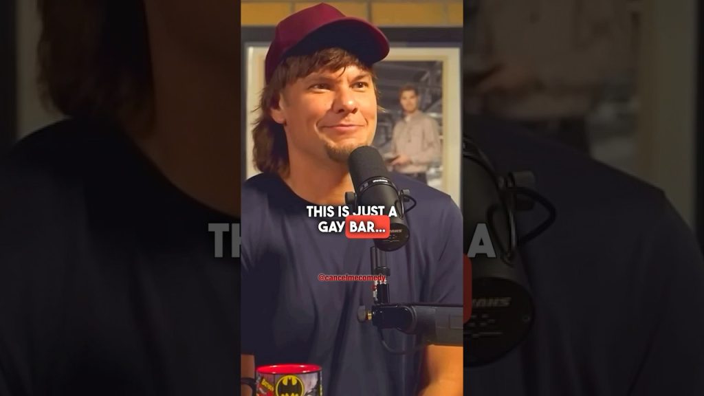 Theo Von BREAKS Mike Rowe!!🤣🤣🤣#theovon #mikerowe #thispastweekend #comedy #discoverychannel