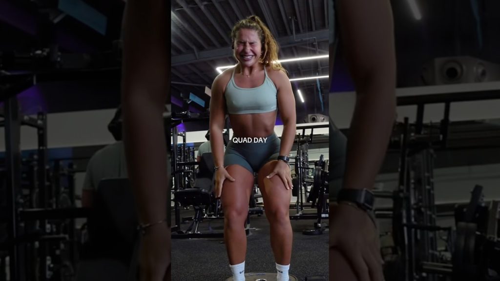 Essa gringa arrasa nos treinos de quadríceps 💪🏼✨💕#academia #fitness #treinoquadriceps #quadriceps