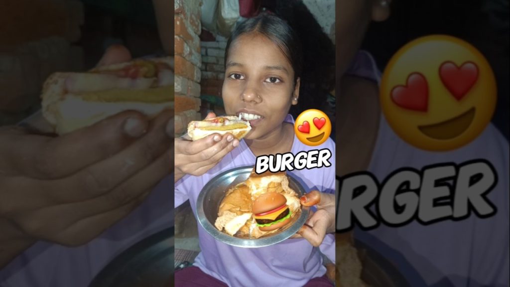 Desi Style Burger 😂😋 #cooking #food #recipe #foodie #vlog #lifestyle #dailyvlog #shorts