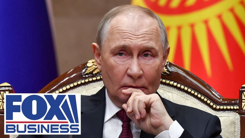 RUSSIA IS RUNNING ON EMPTY: Ex-CIA officer EXPOSES the real crisis