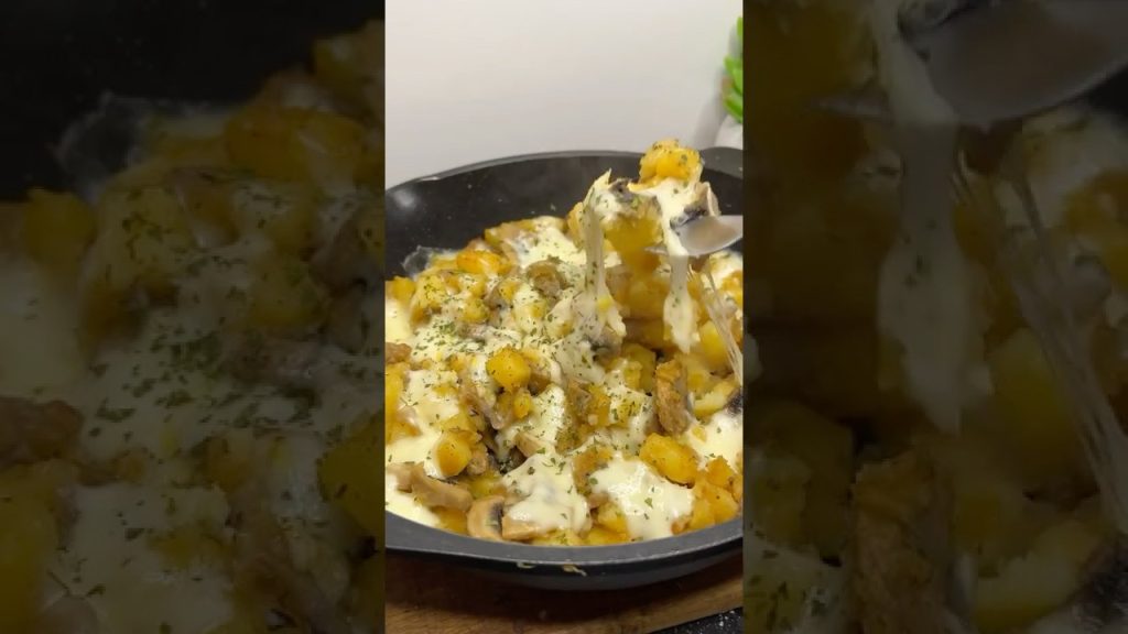 Cartofi cu ciuperci la tigaie 🤤 #food #recipe #cartofi