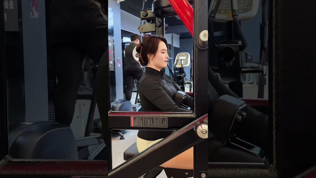 Chinese Girl Gym Workout 2328💪 Asian Fitness Model Inspiration