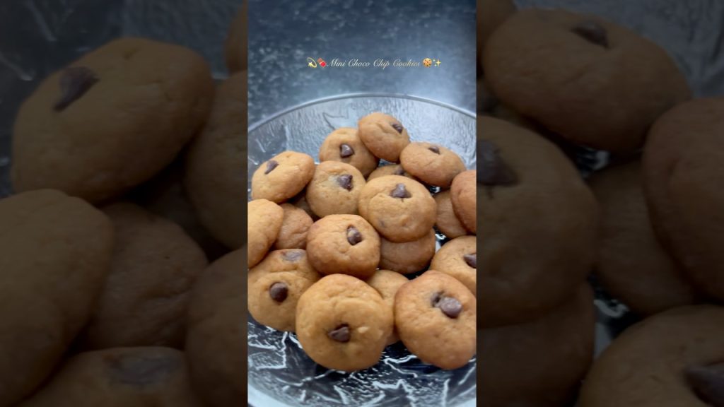 🥰❤️ Mini Choco Chip Cookies 🍪✨ #cooking #food #recipe #youtubeshorts #cookies #shorts