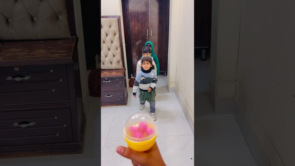 Shanu ko lollipop 🍭 ni mila #trending #funny #youtubeshorts #comedy #shorts