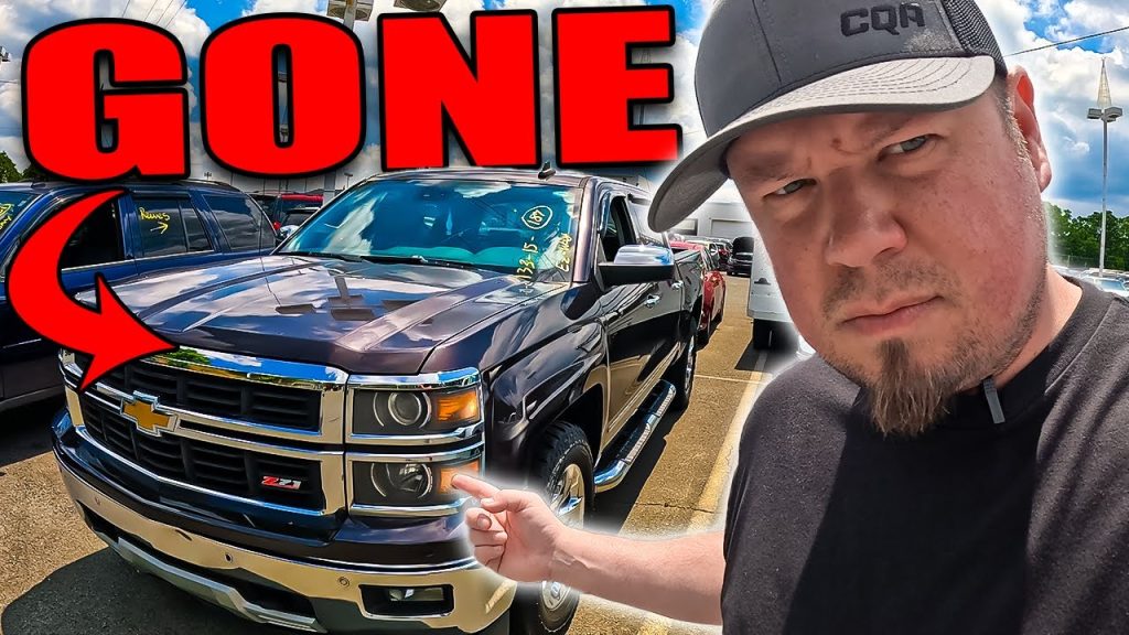 Banks Are TAKING Cars (Car Market PANIC)