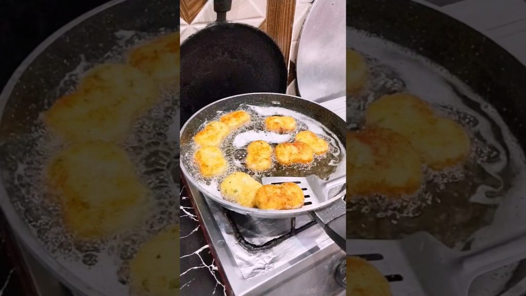 how to make chicken Aloo Nuggets #fatimajaanrecipes #food #recipe #schoollunchboxideas