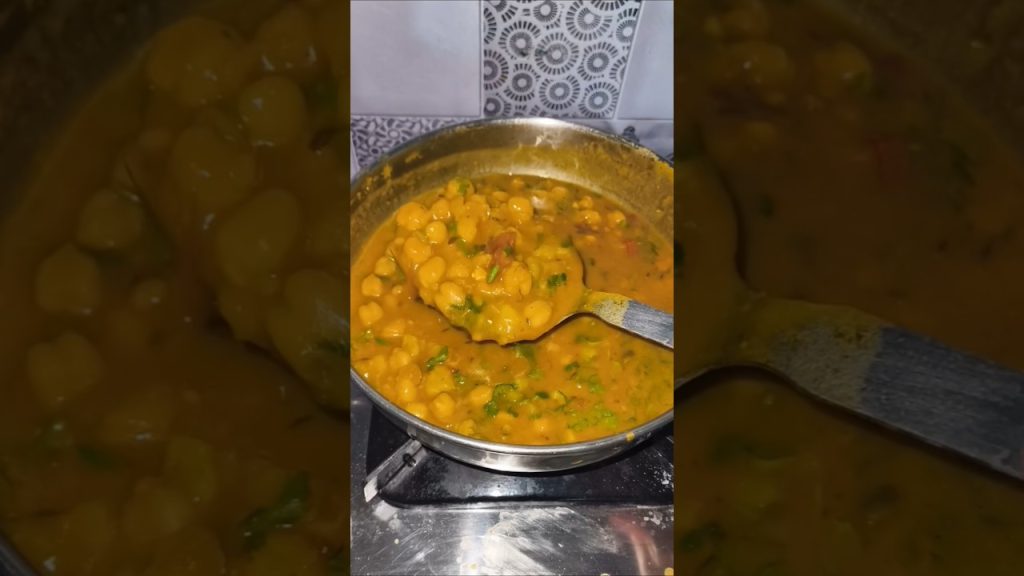 Chikkar chola recipe.#shortsfeed #cooking #food #recipe #chhole #chholemasala#holispecial#biharifood