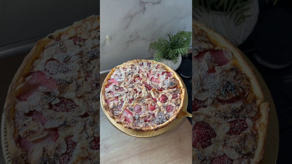 Tarte fraise🍓 #fouryou #pourtoi #fouryou #recettefacile #food #recipe #viral #fypシ #viral