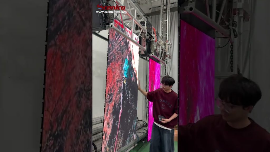 One click to control the LED rolling gate screen #leddisplay #leddisplay #technology