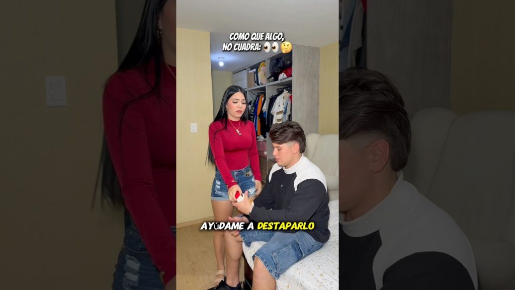 COMO QUE ALGO NO CUADRA 🙄🥲 #parati #parejas #humor #comedia #risas #parejasdivertidas #humor