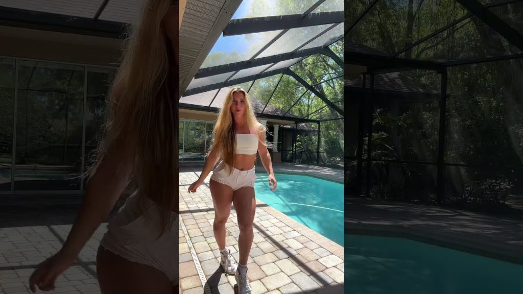 All links in bio! #viral #blonde #lifter #ootd #liftingzone #fitness #fashion