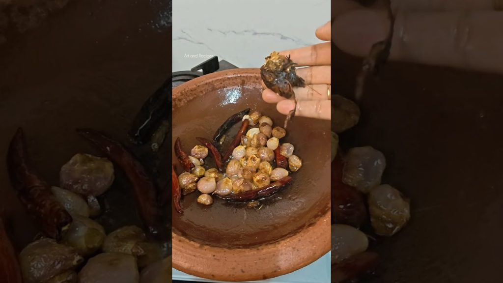 അമ്മയുടെ സ്പെഷ്യൽ ഉപ്പും പുളിയും😋|#shortsfeed #food #recipe #youtubeshorts #nostalgia #easyrecipe