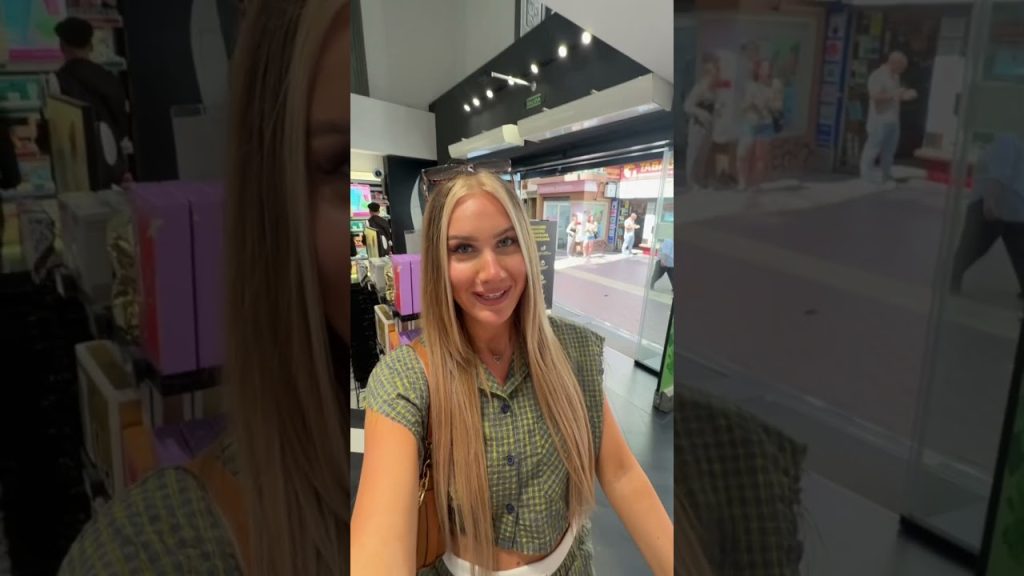 Jetzt kann der Urlaub richtig starten😍🤭 #selinaundharoon #comedy #funny #couple #sephora